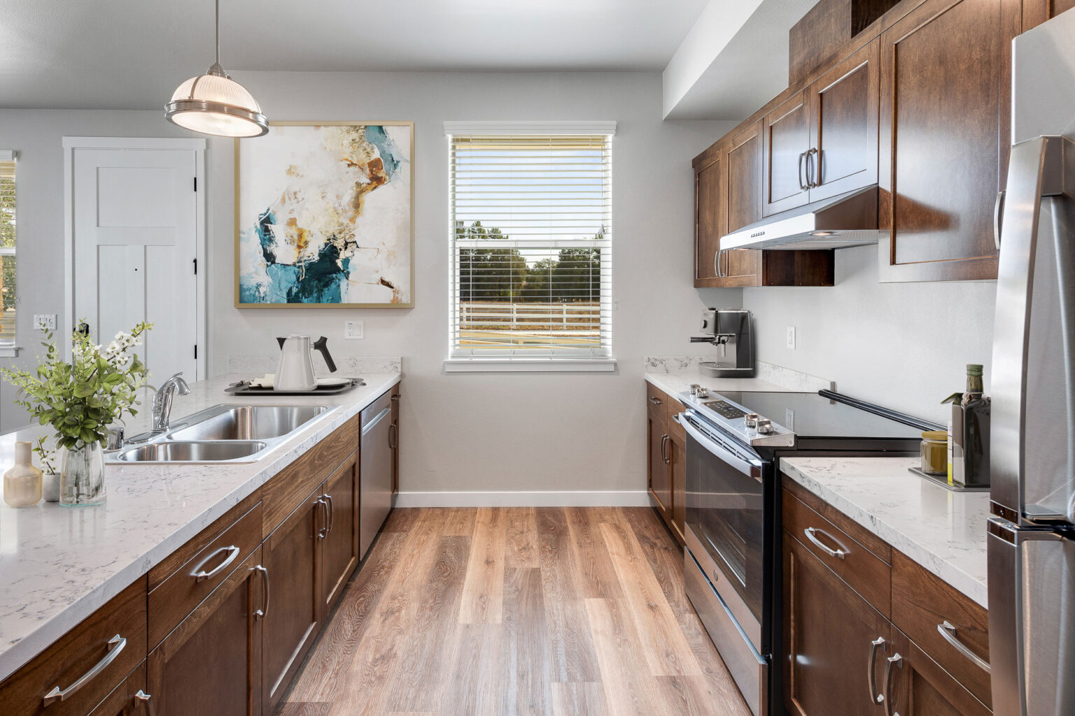 Windsor-9500-Oak-Park-St_Staged_Rev1_LM_WEB-5